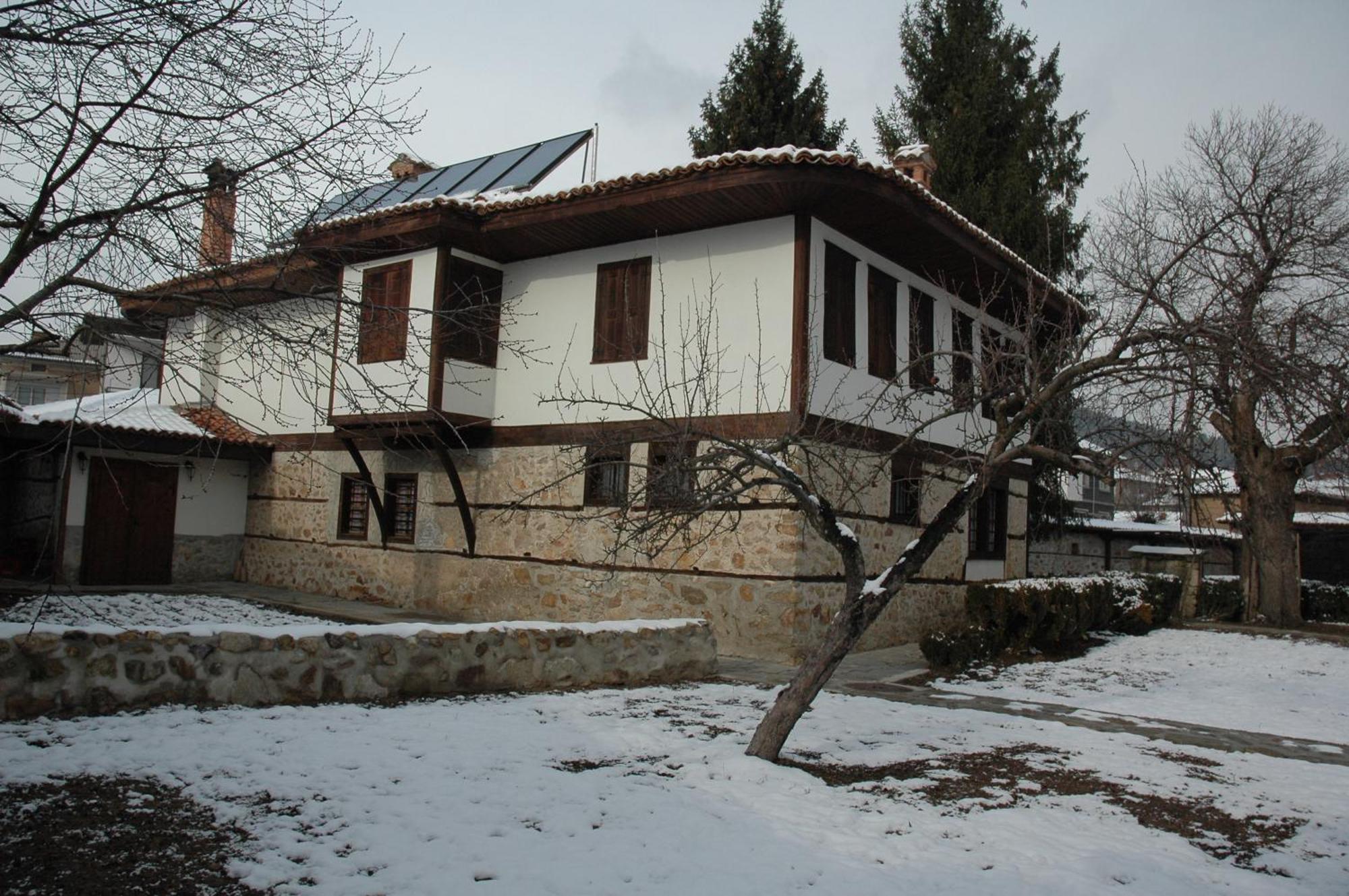 Djudjeva Kyshta Hotel Panagyurishte Exterior photo