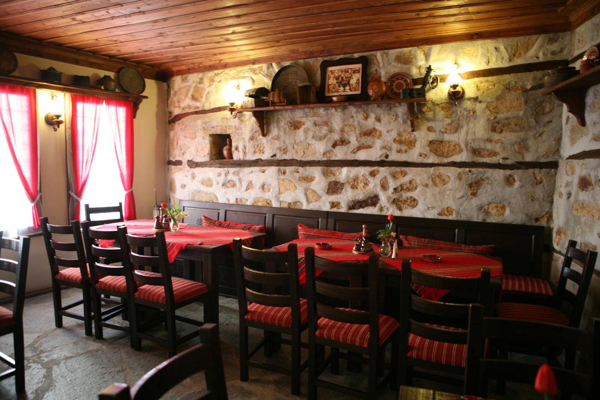 Djudjeva Kyshta Hotel Panagyurishte Exterior photo